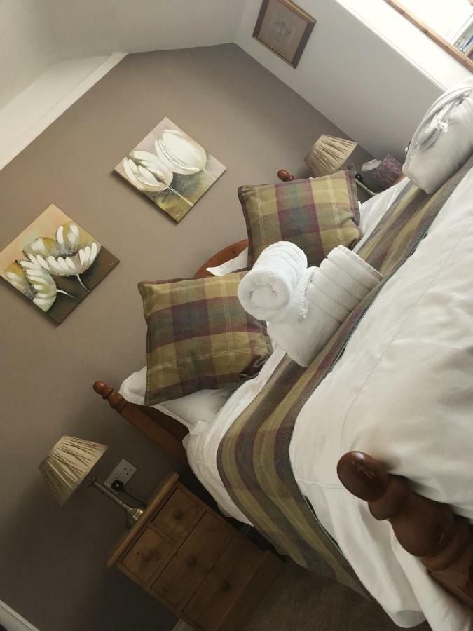 Urrard B&B Dingwall Eksteriør bilde
